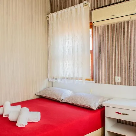 Bed & Breakfast Adalis Boutique *